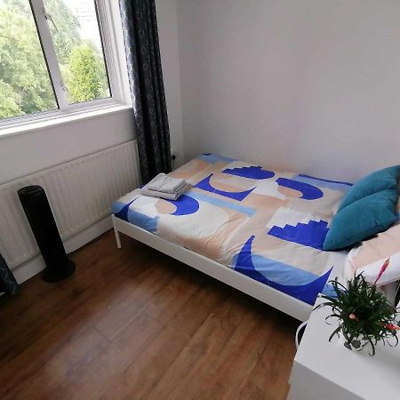 White City Apartment, Your London Stay Buitenkant foto