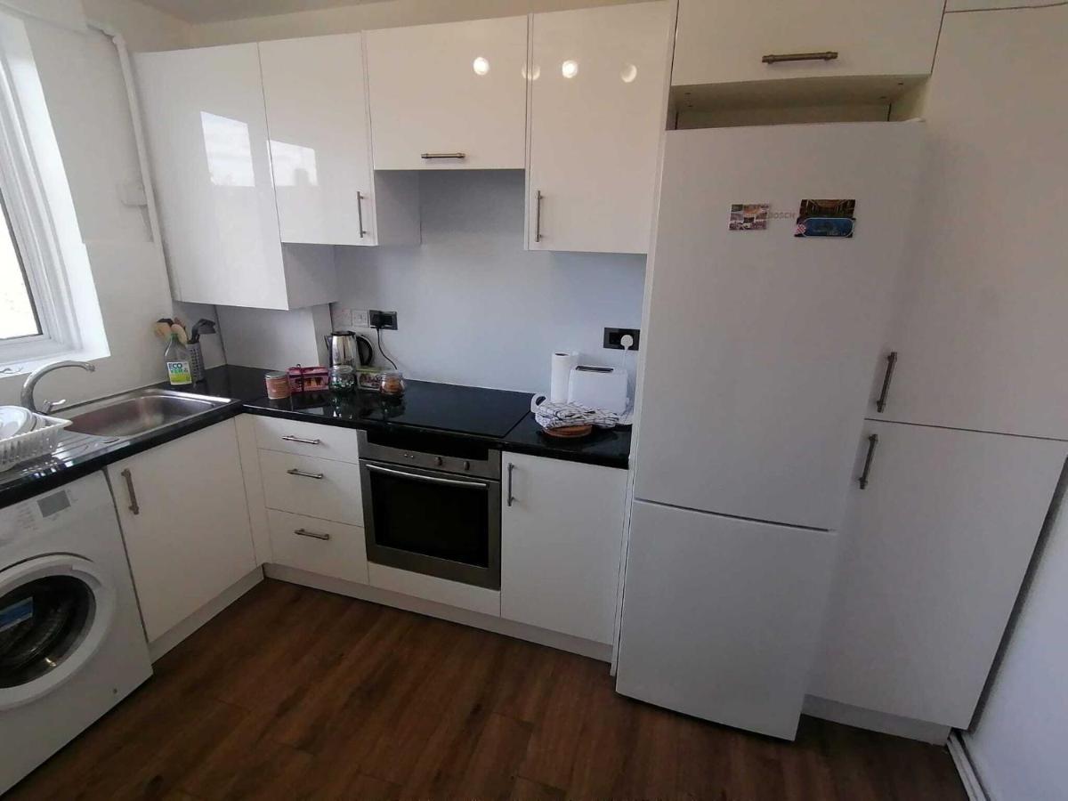 White City Apartment, Your London Stay Buitenkant foto