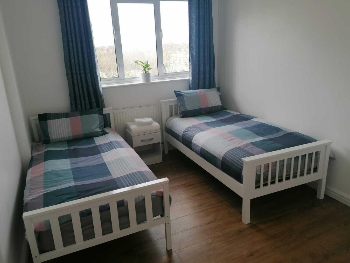 White City Apartment, Your London Stay Buitenkant foto