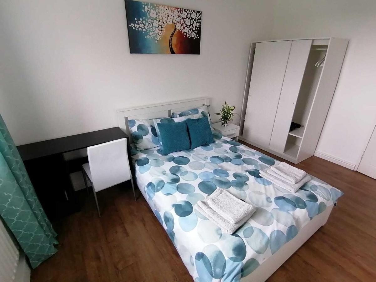 White City Apartment, Your London Stay Buitenkant foto